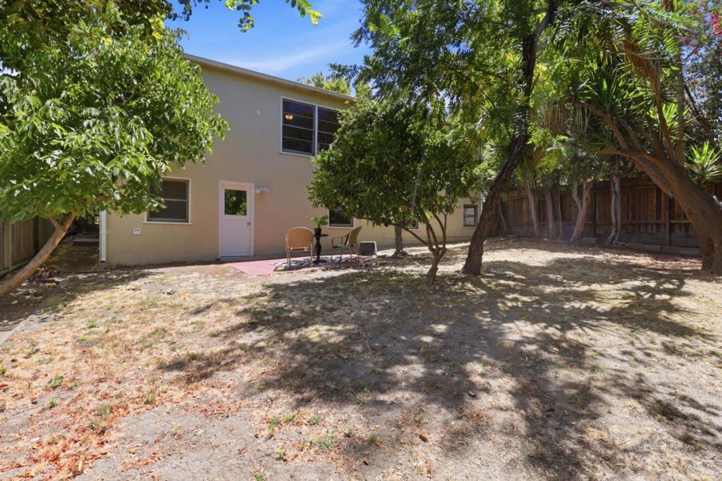 148 Burbank Avenue Property Photo 42
