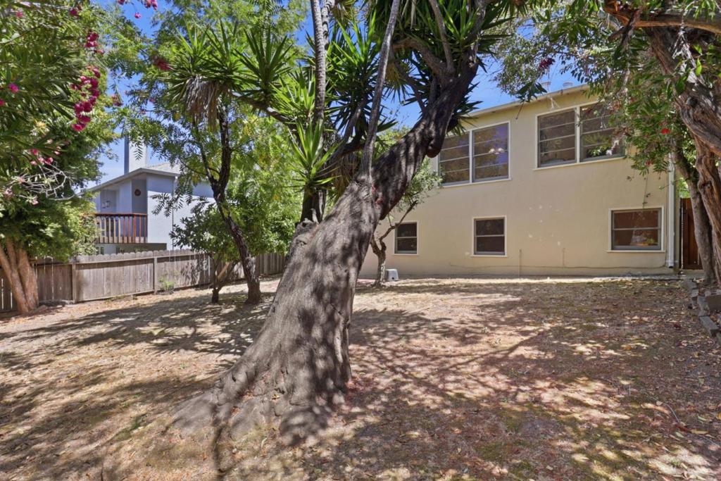 148 Burbank Avenue Property Photo 44