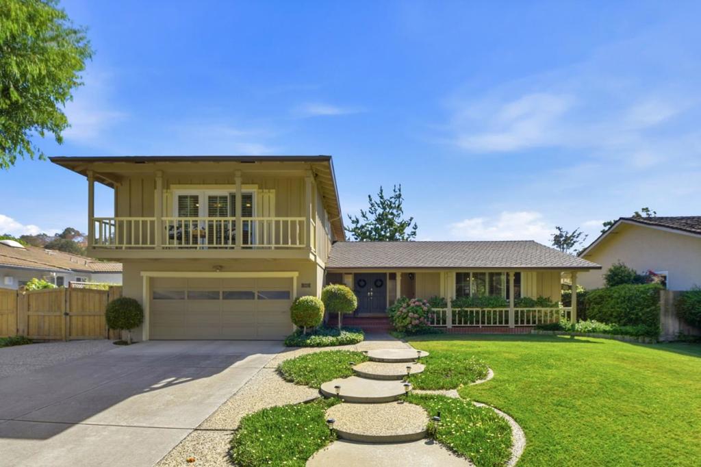 5863 Antigua Drive Property Photo 1