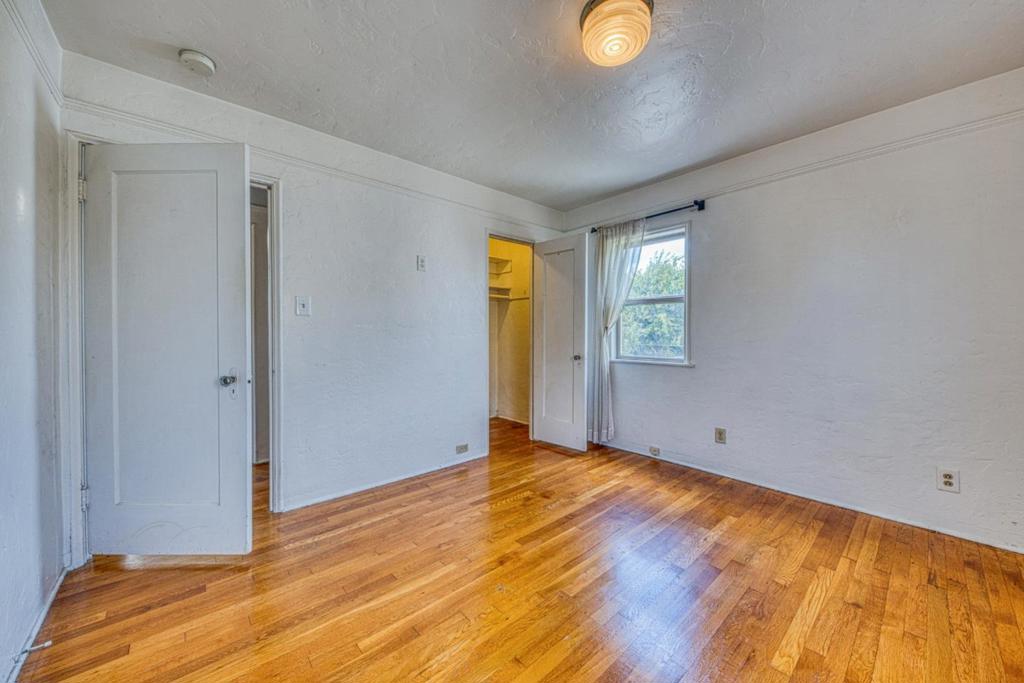 338 Alexander Street Property Photo 19