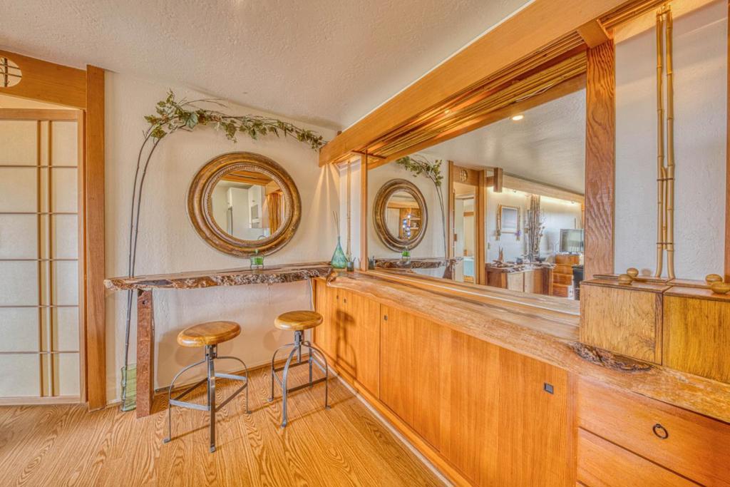 3210 Golden Oaks Lane Property Photo 10