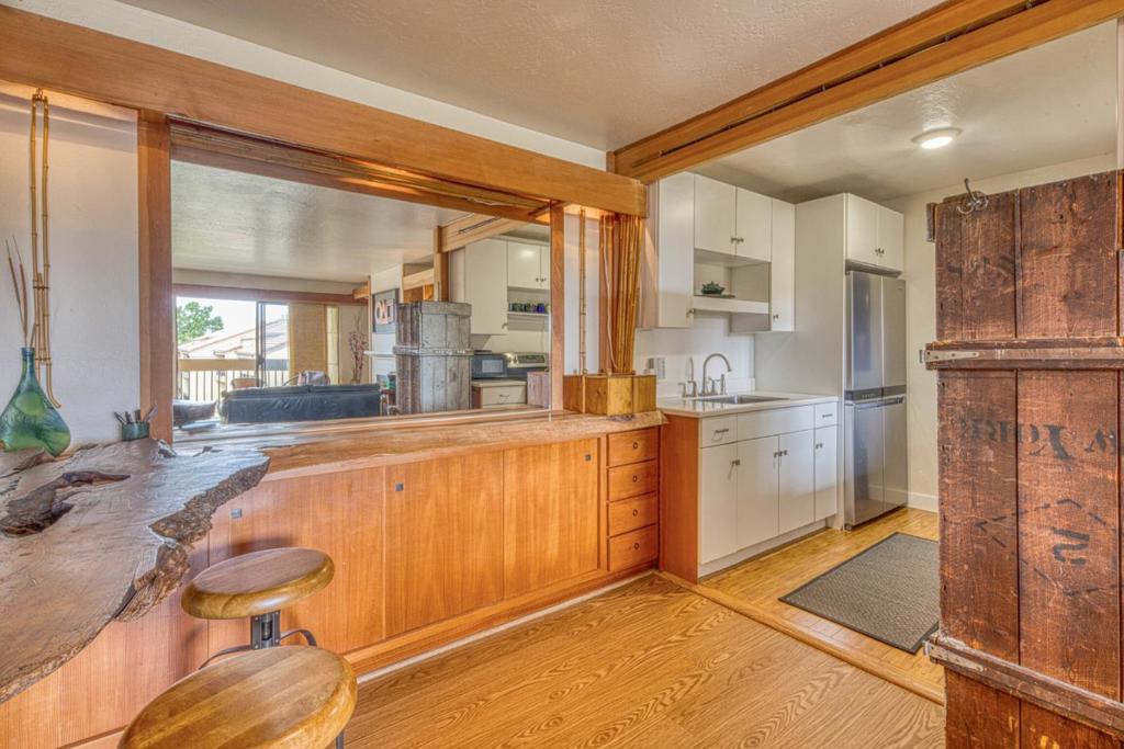 3210 Golden Oaks Lane Property Photo 11