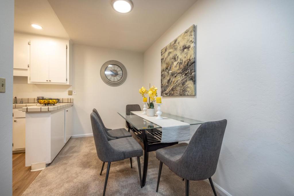 1730 Halford Avenue 355 Property Photo 4