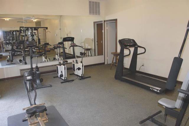 1730 Halford Avenue 355 Property Photo 24