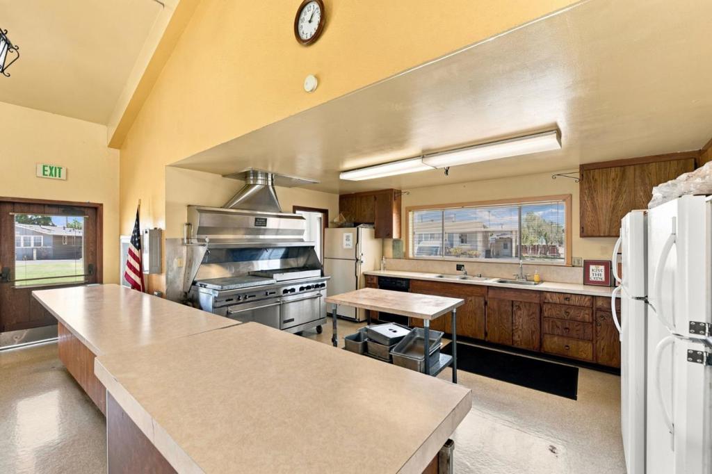 1085 Tasman Drive 123 Property Photo 40