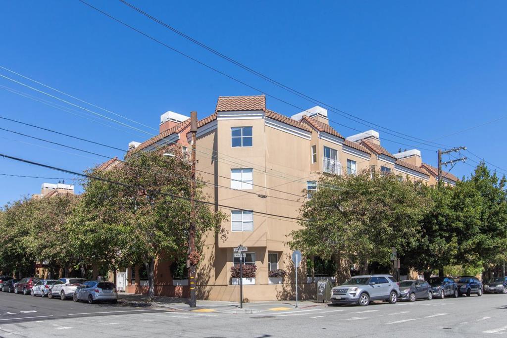 600 Chestnut Street 110 Property Photo 2