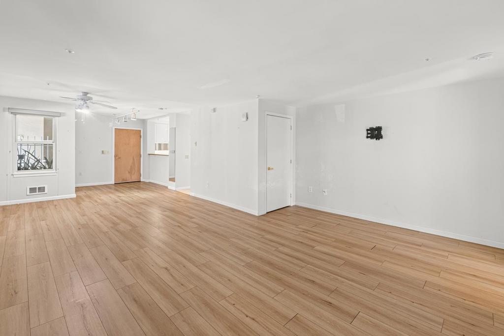 600 Chestnut Street 110 Property Photo 8