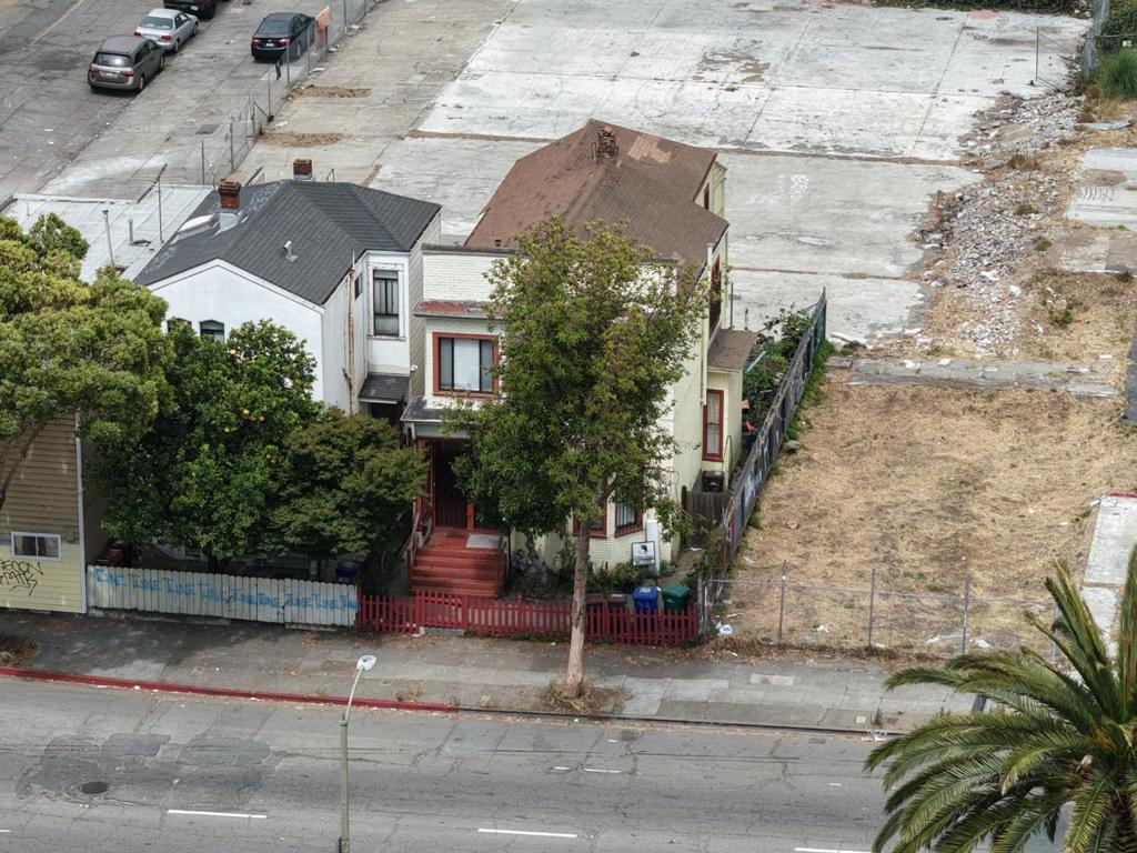 611 Harrison Street Property Photo 1