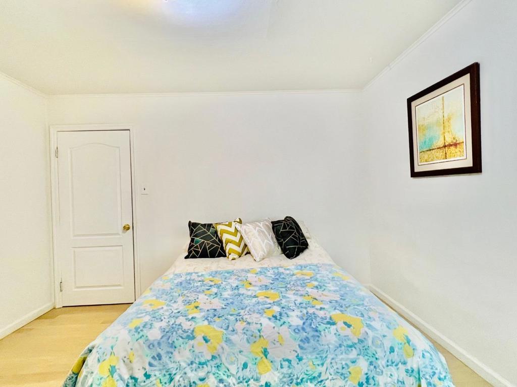 536 Flynn Avenue Property Photo 17
