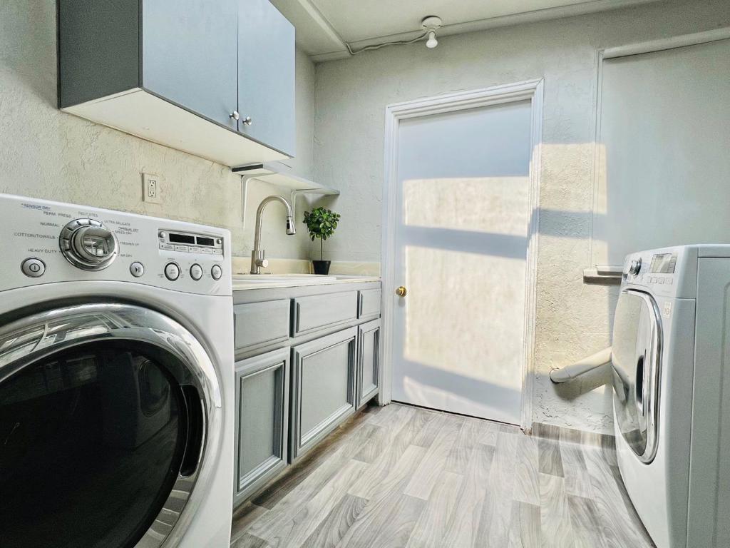 536 Flynn Avenue Property Photo 25