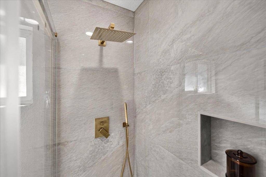 6084 Amador Place Property Photo 25