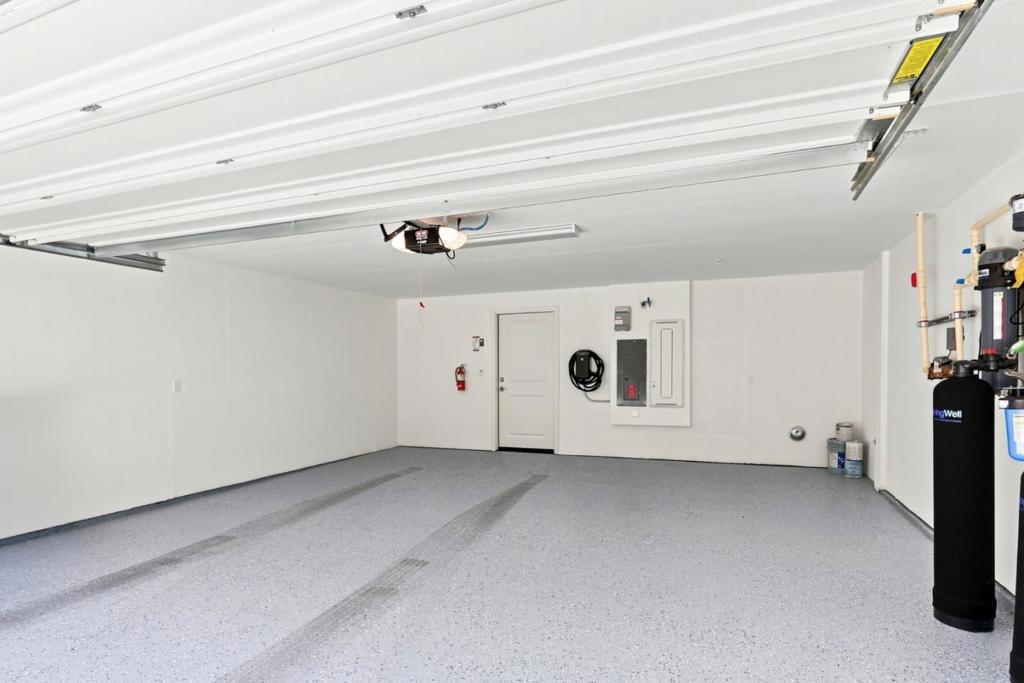 6583 Vision Court Property Photo 29