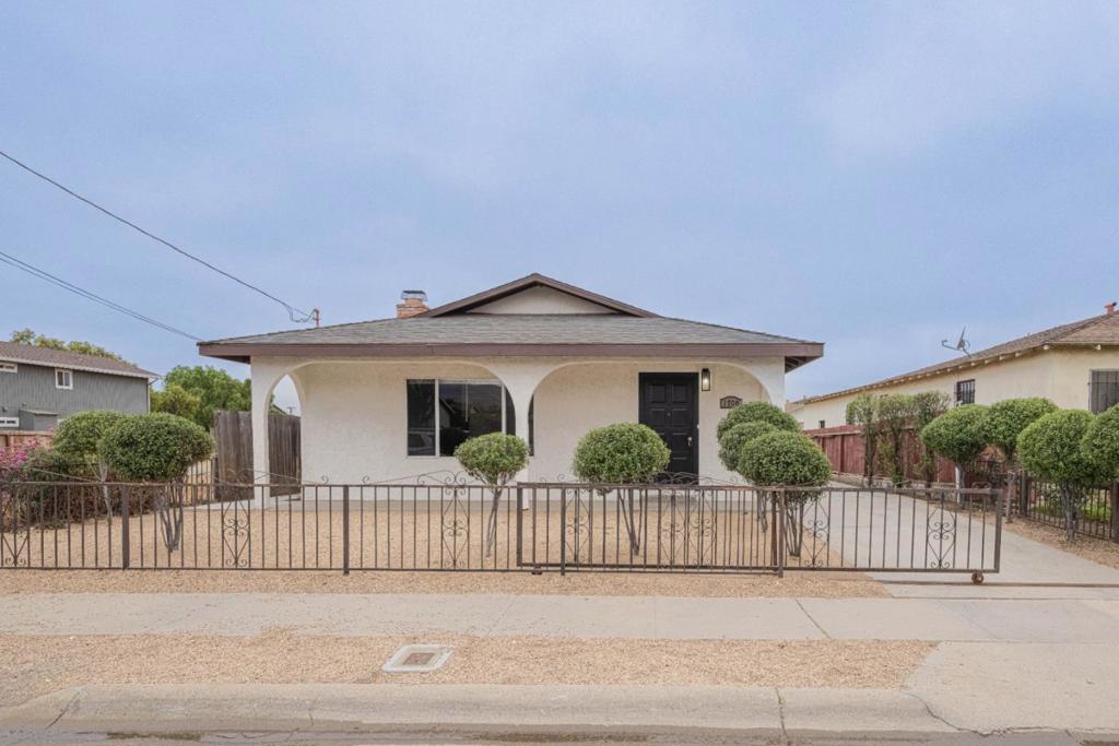 1708 Vosti Avenue Property Photo 1