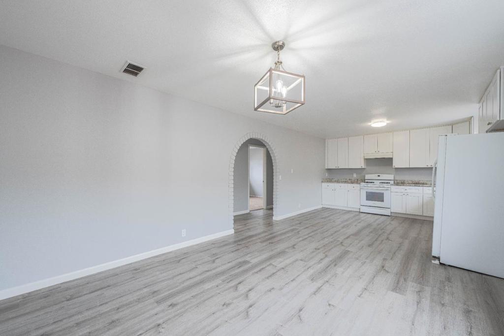 1708 Vosti Avenue Property Photo 13