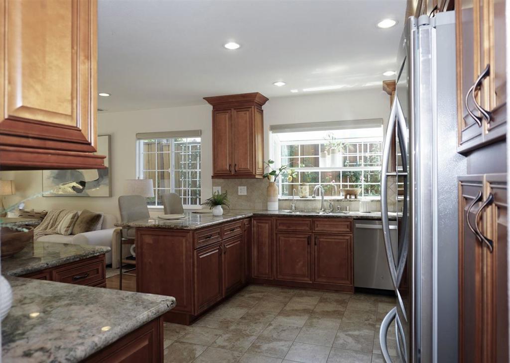 1432 Stone Creek Drive Property Photo 13