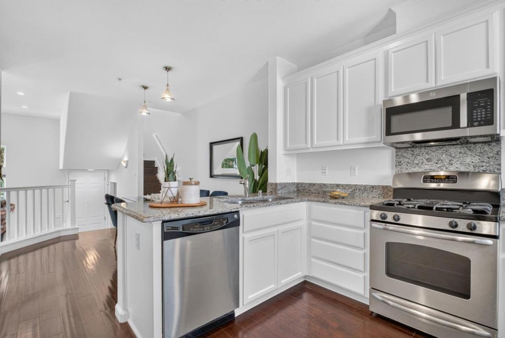 2252 Winepol Loop Property Photo 16