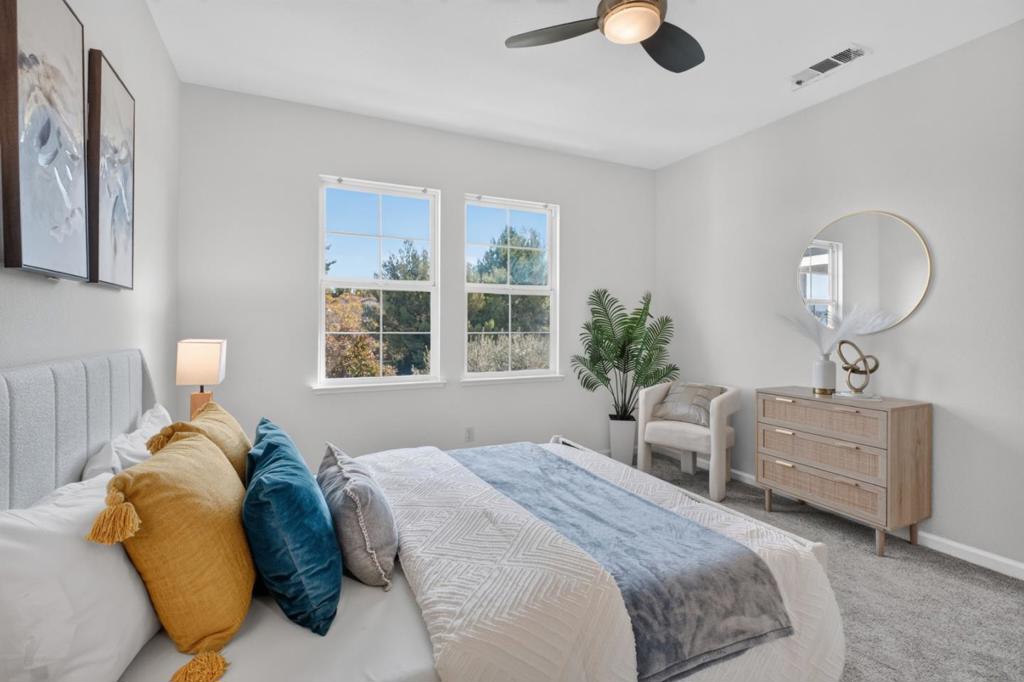 2252 Winepol Loop Property Photo 25