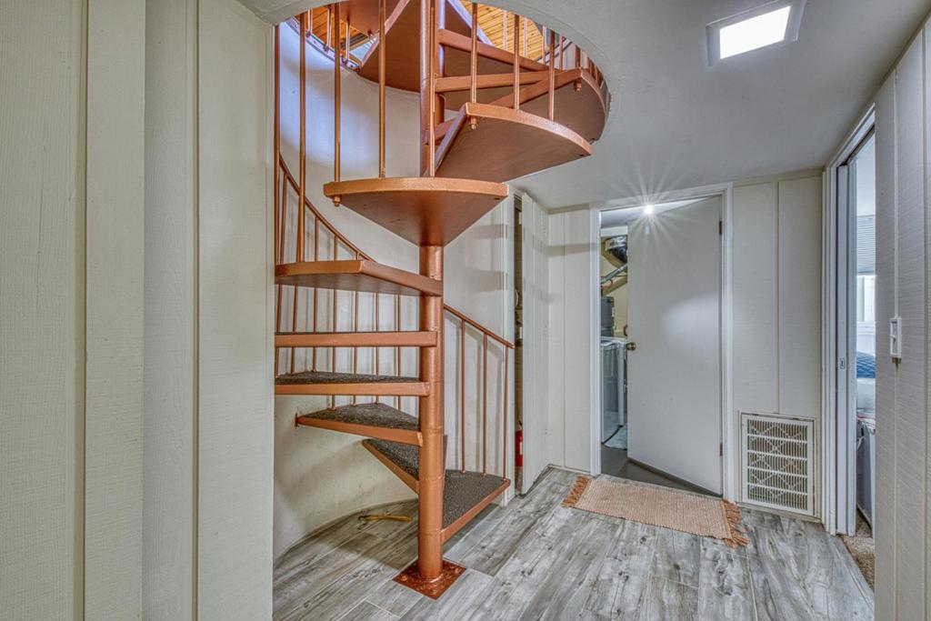 1104 Austin Avenue Property Photo 22