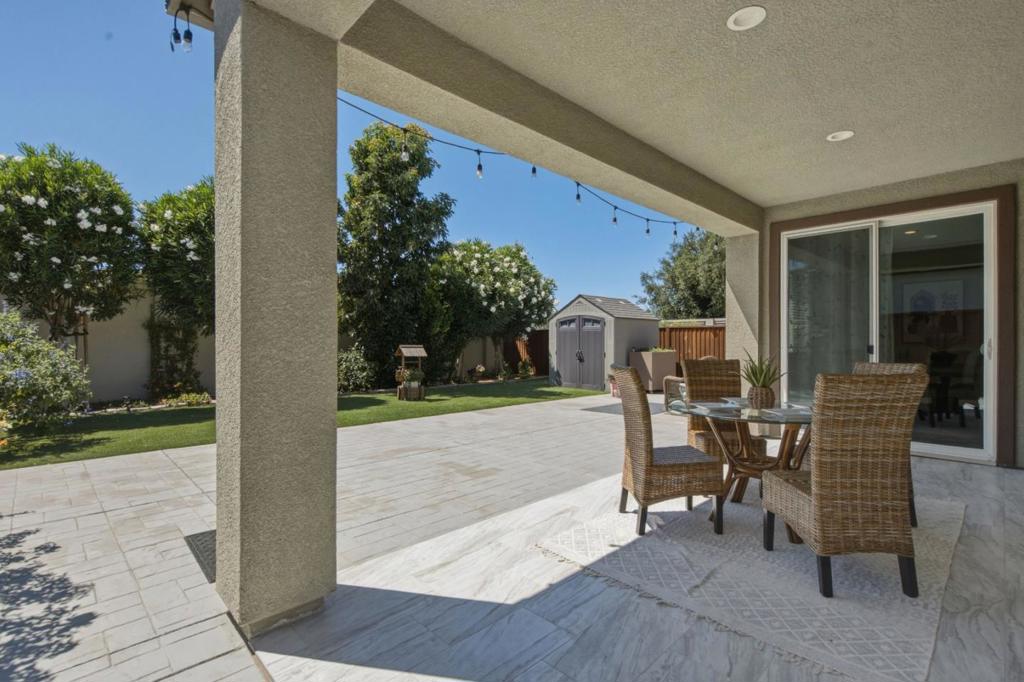 420 Alicante Drive Property Photo 48