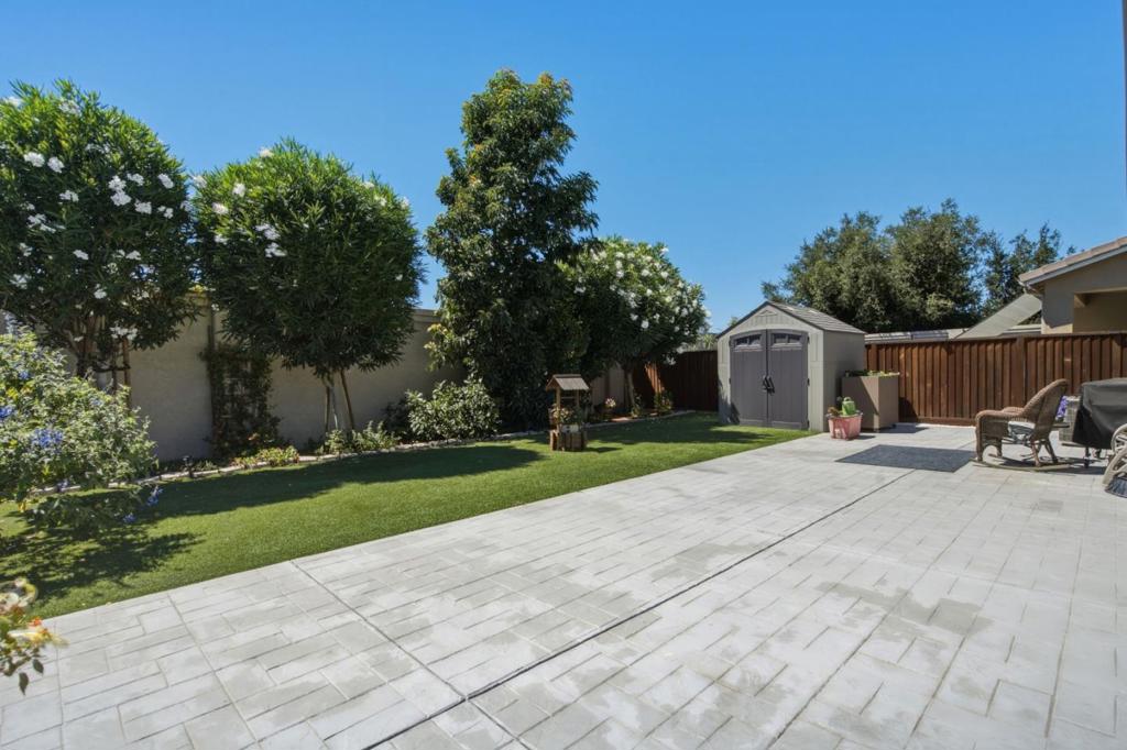 420 Alicante Drive Property Photo 49