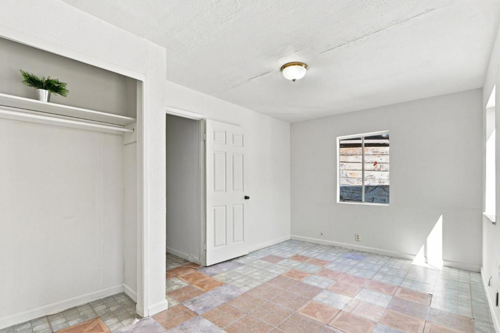 188 N 18th Street Property Photo 20
