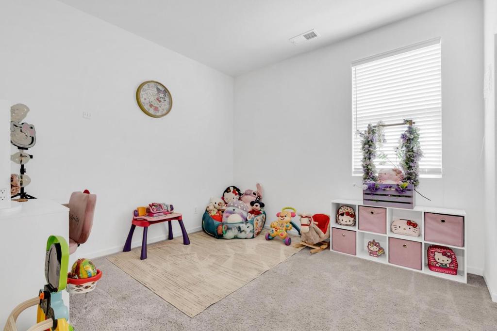 673 Dorset Drive Property Photo 16