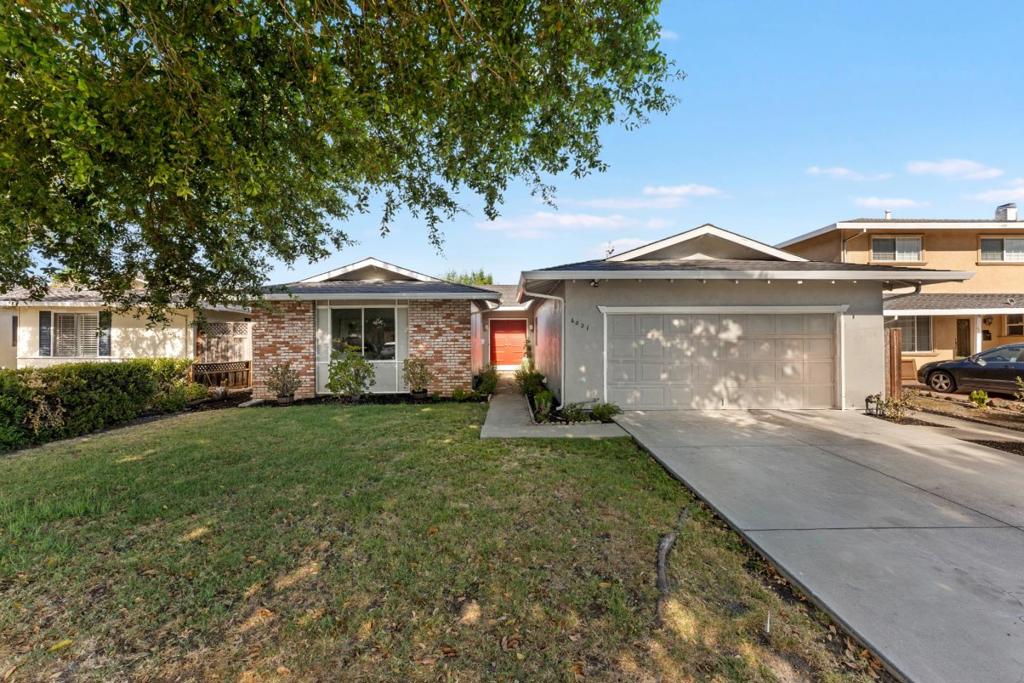 6021 Chesbro Avenue Property Photo