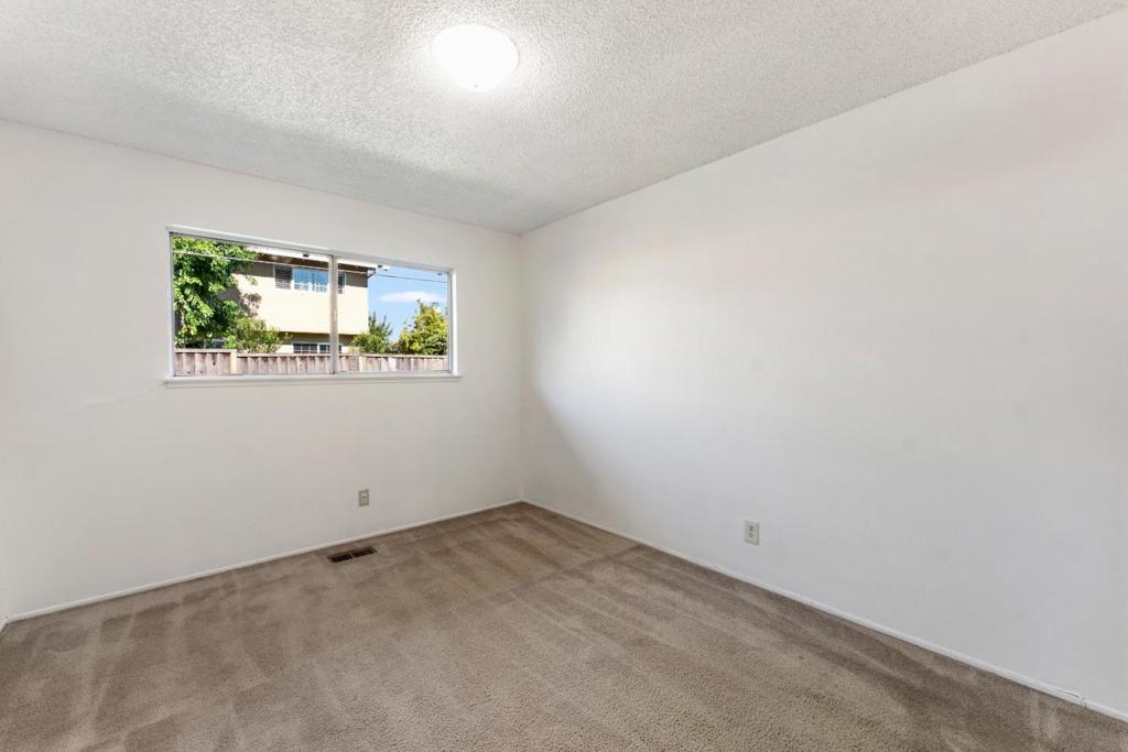 6021 Chesbro Avenue Property Photo 23