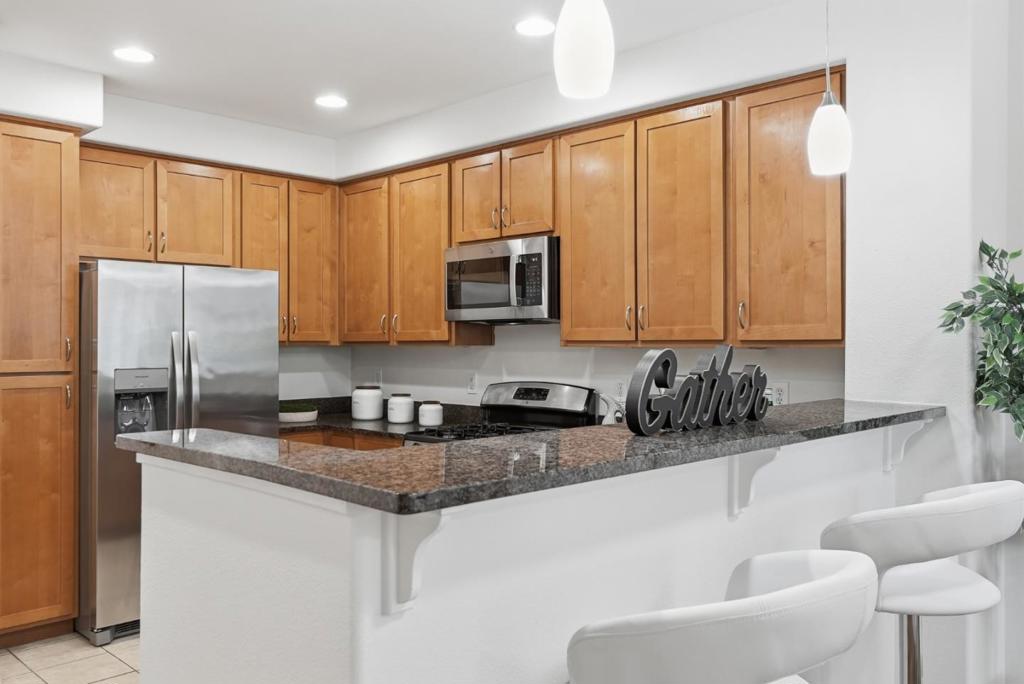 1388 Broadway 285 Property Photo 5