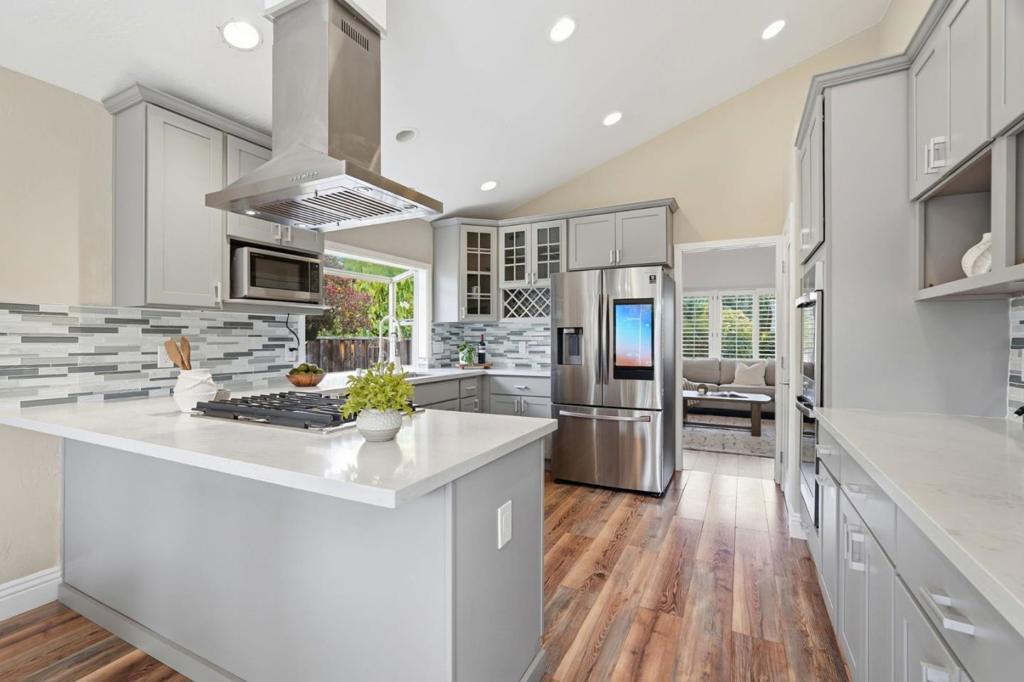 793 Coffeewood Court Property Photo 4