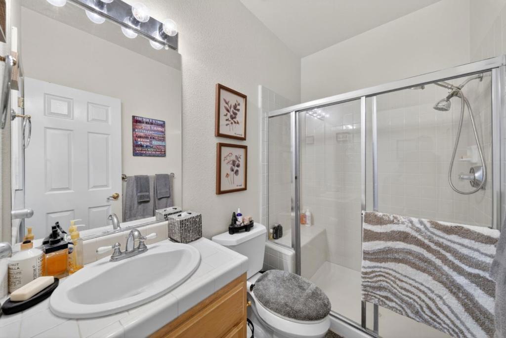 1405 Casablanca Circle Property Photo 12