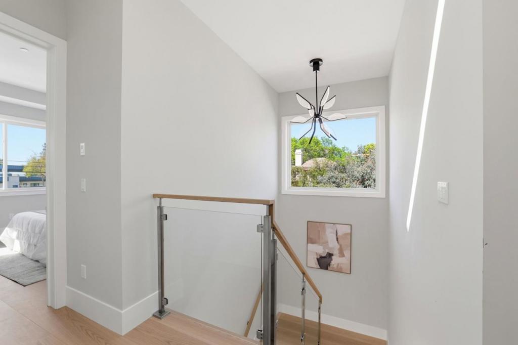 10536 S Tantau Avenue Property Photo 21