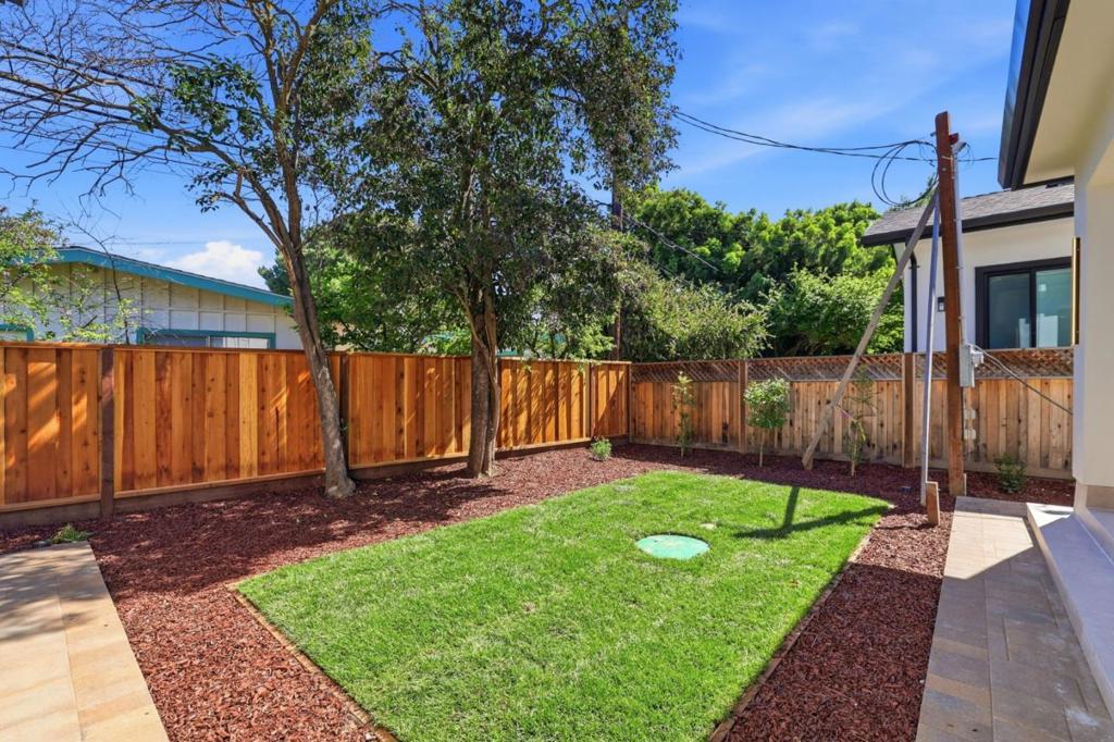 10536 S Tantau Avenue Property Photo 40