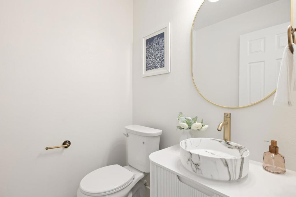 1361 Cabrillo Avenue Property Photo 23