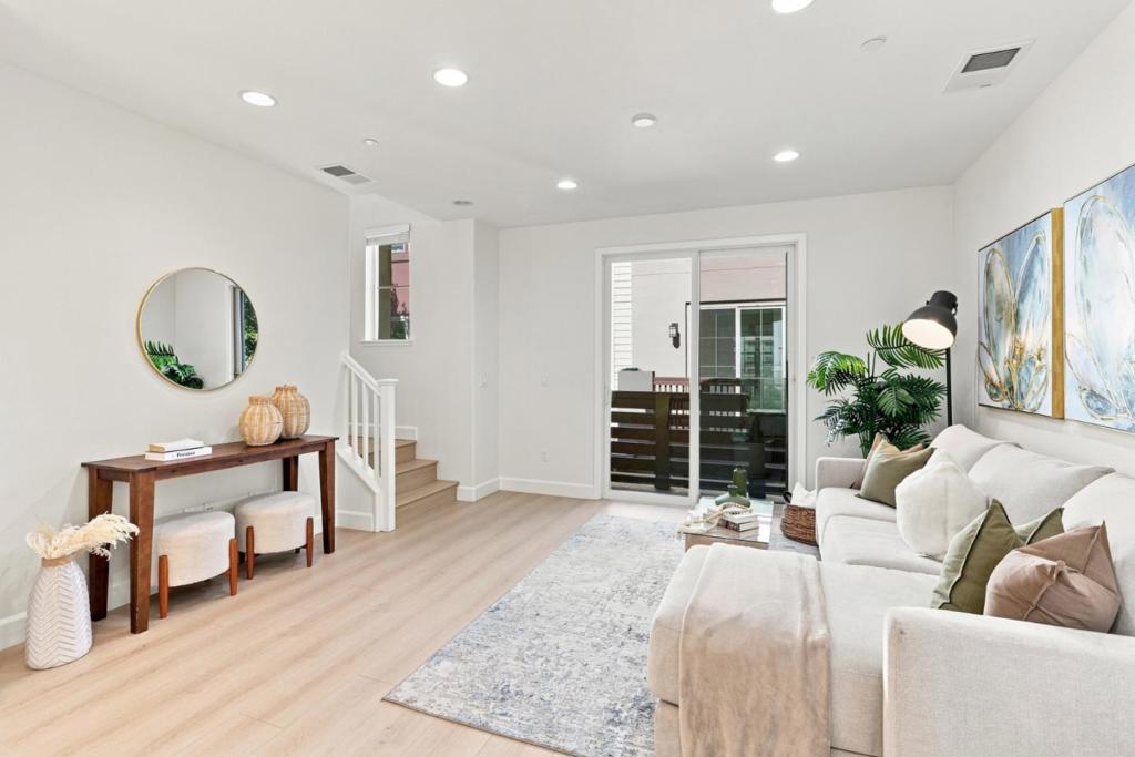 2978 Via Torino Property Photo 4