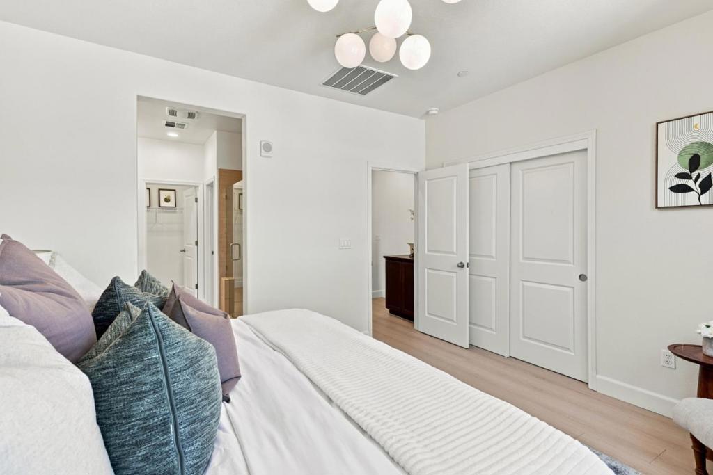 2978 Via Torino Property Photo 16