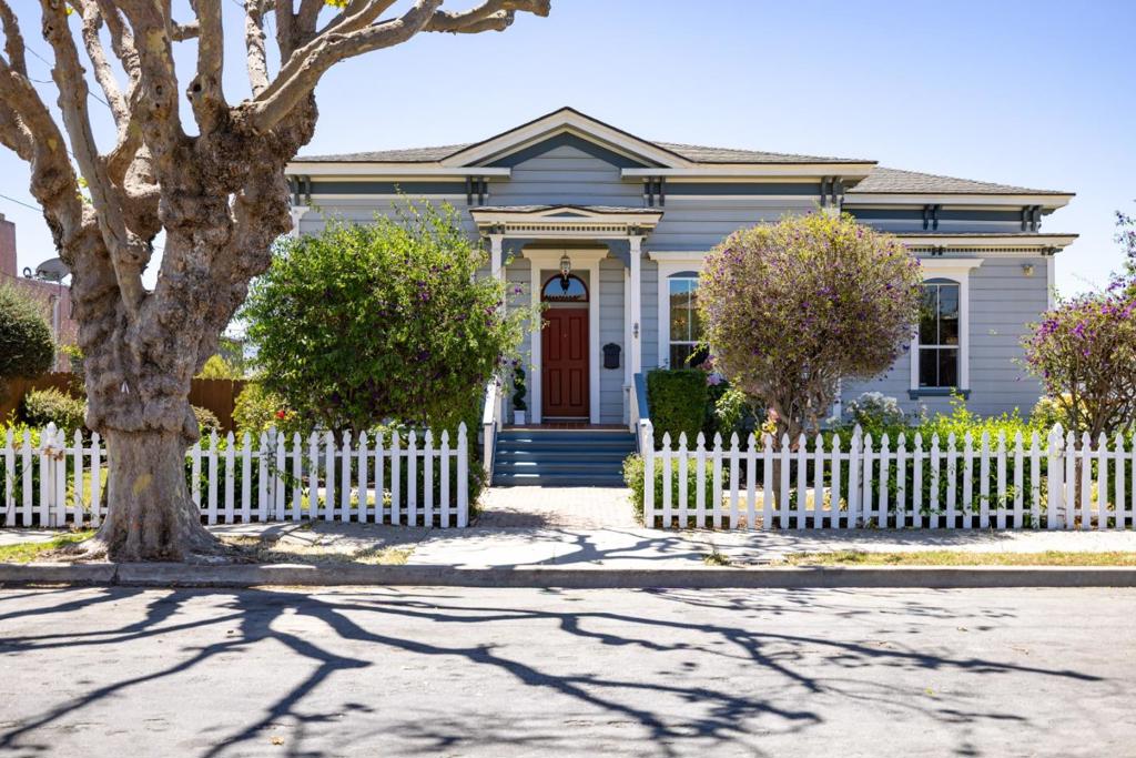 69 Geil Street Property Photo 1