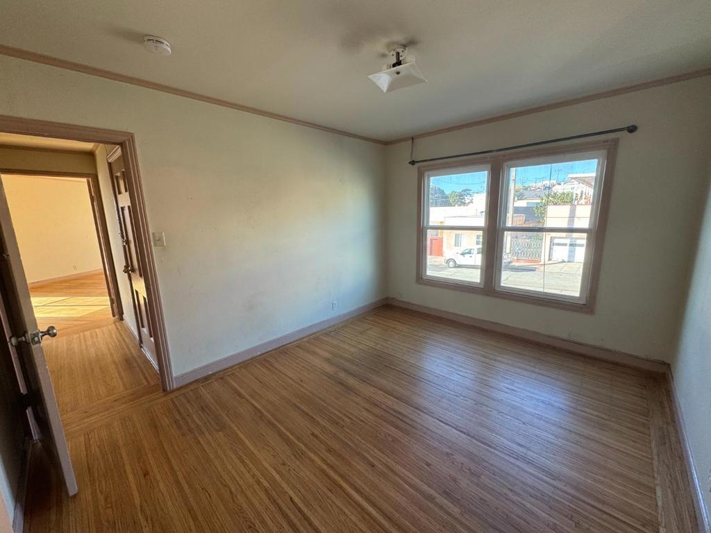 729733 Randolph Street Property Photo 9