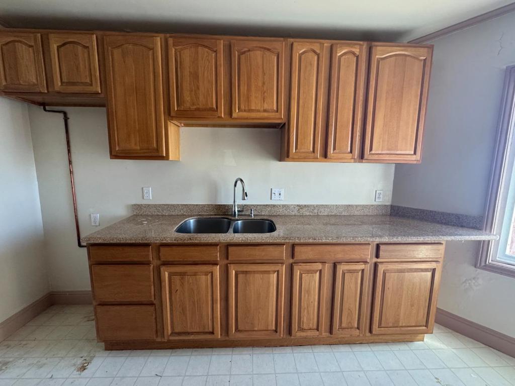 729733 Randolph Street Property Photo 15