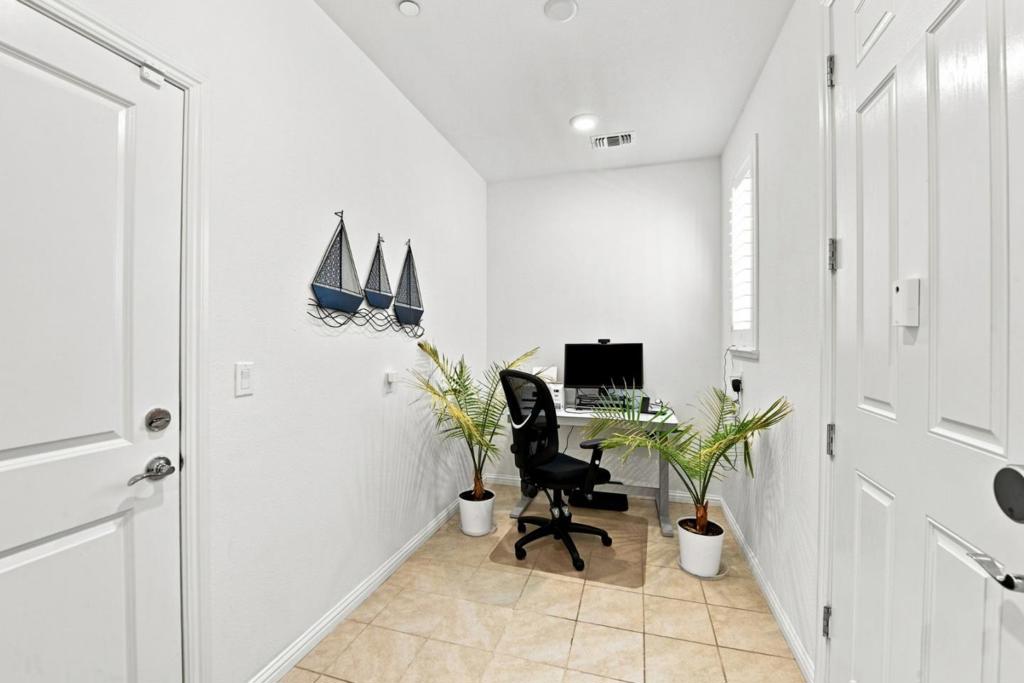 3146 Blanco Terrace Property Photo 15