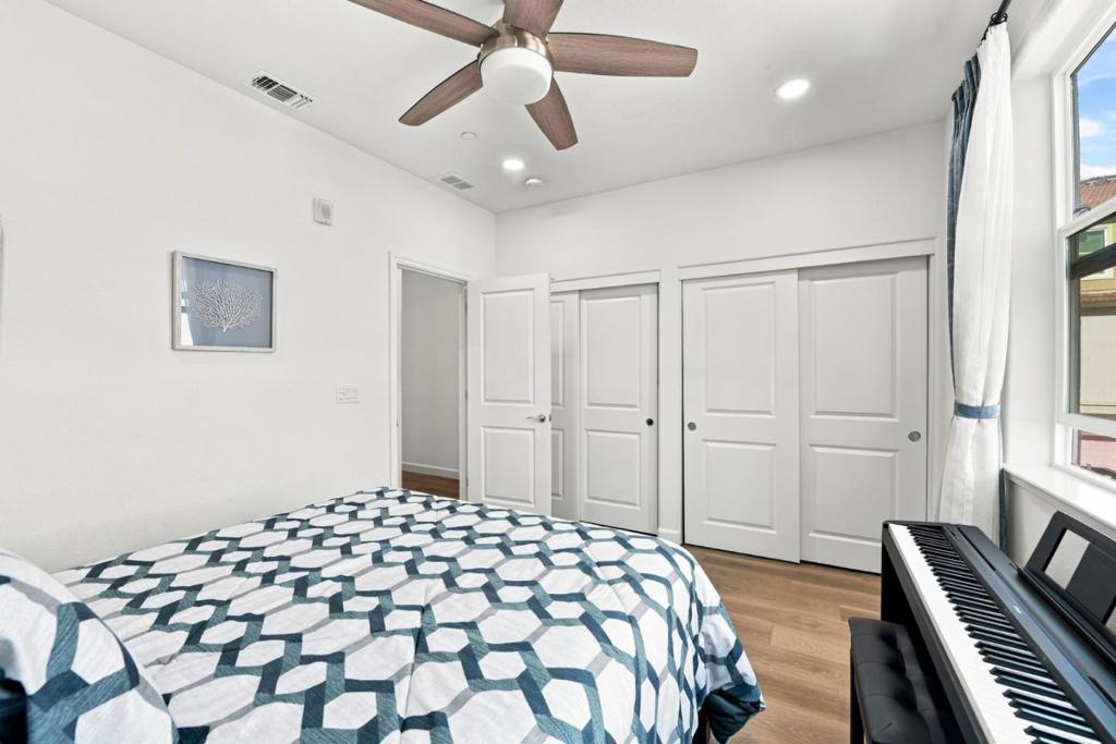3146 Blanco Terrace Property Photo 20
