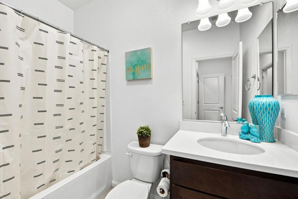 3146 Blanco Terrace Property Photo 23