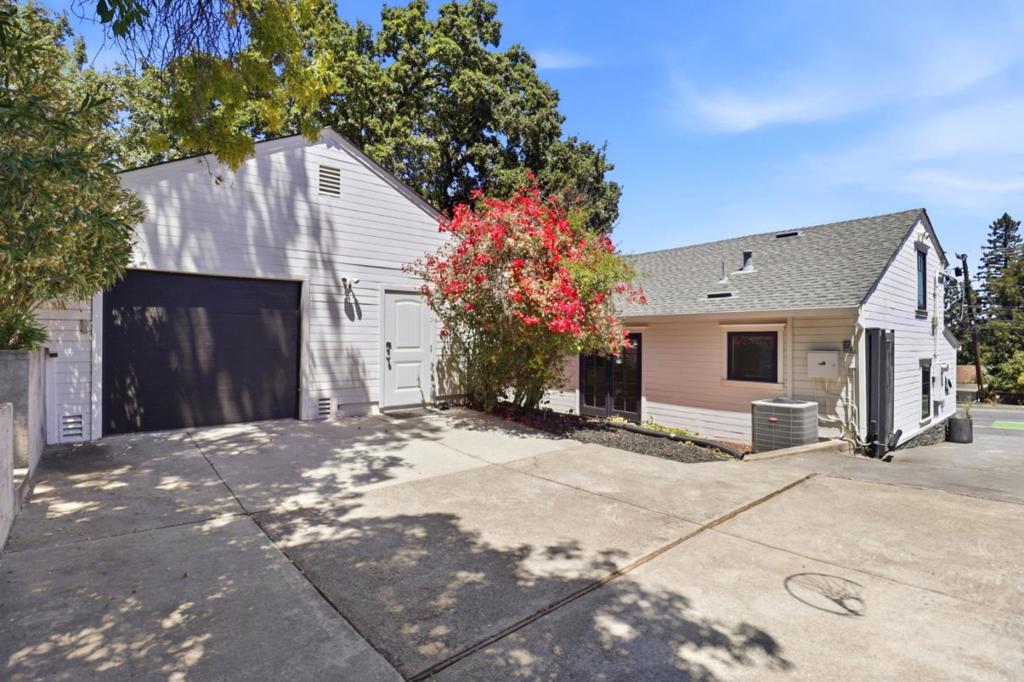 740 Alameda De Las Pulgas Property Photo 48