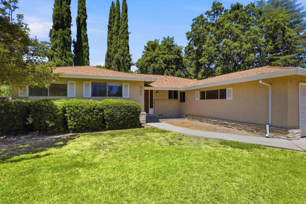 6250 Riverside Boulevard Property Photo 4