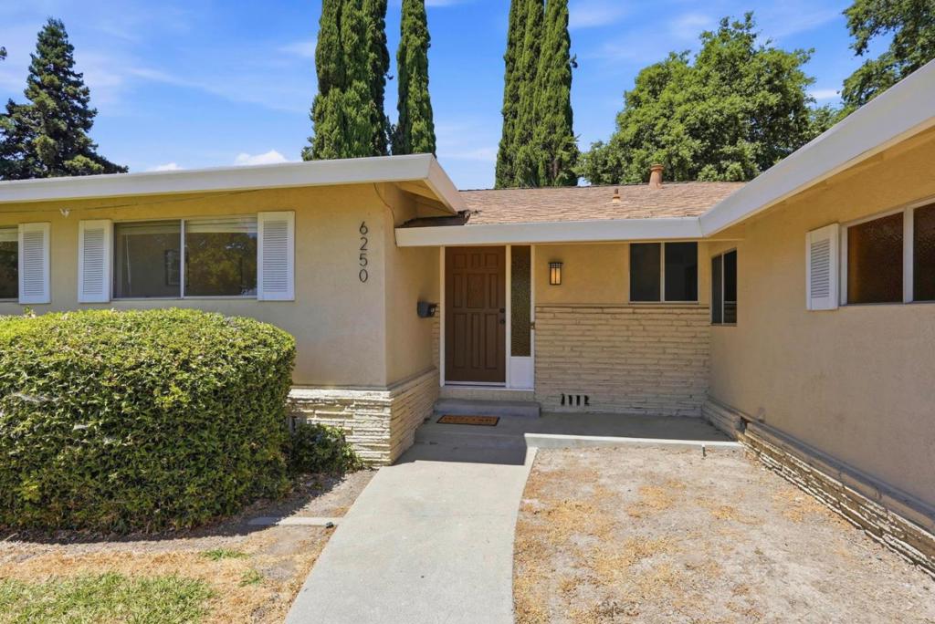 6250 Riverside Boulevard Property Photo 15
