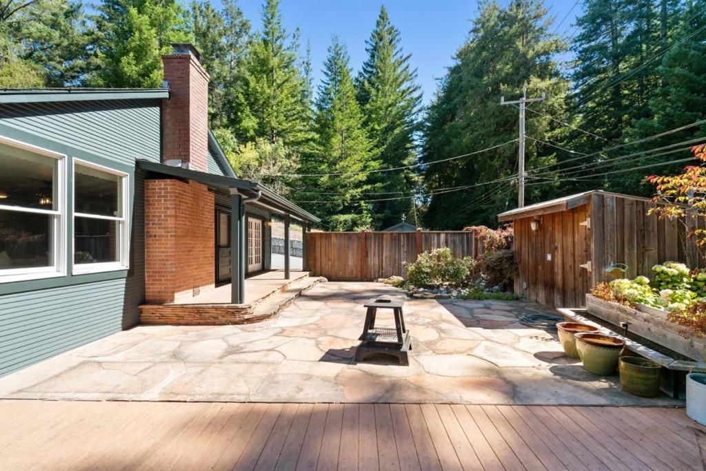 7337 Glen Haven Road Property Photo 3