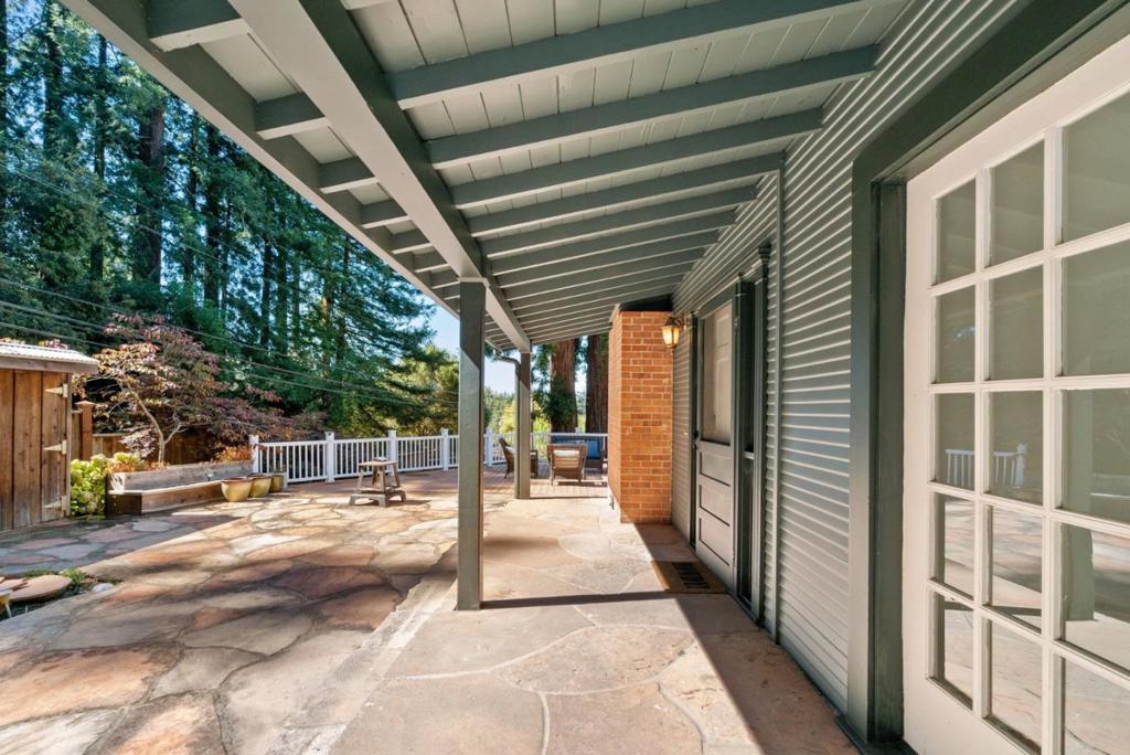 7337 Glen Haven Road Property Photo 6