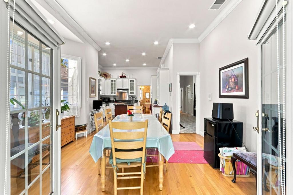 68 Pierce Avenue Property Photo 13