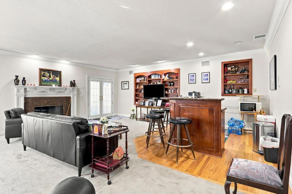 68 Pierce Avenue Property Photo 16