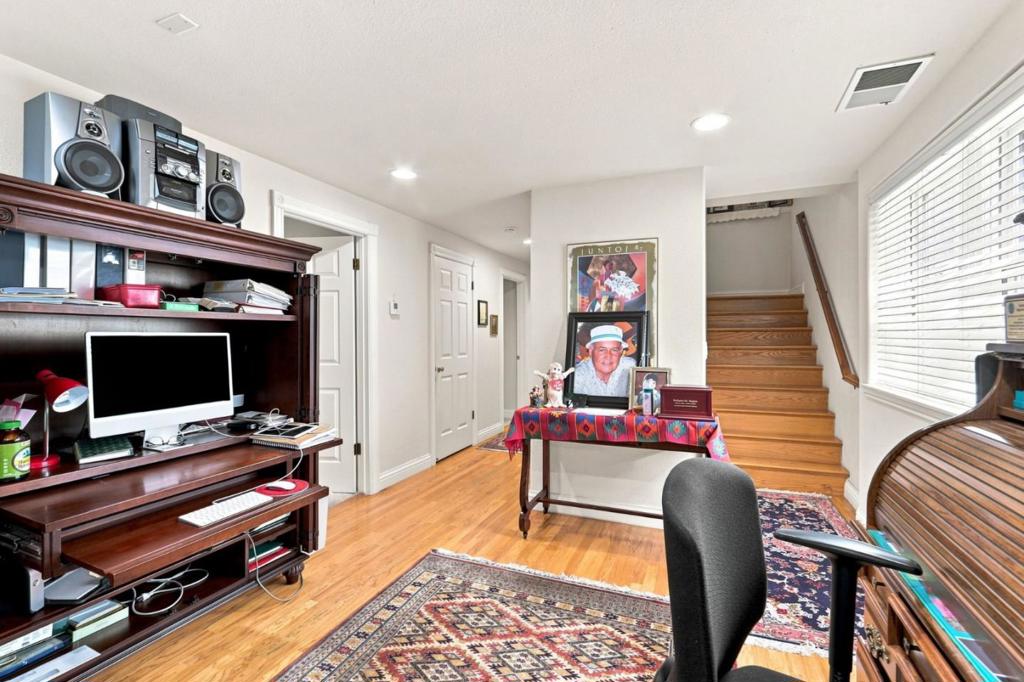 68 Pierce Avenue Property Photo 19